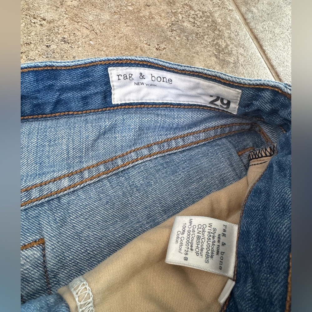 D women’s Rag & Bone Blue dre low rise Jean Shorts with Distressed Hem - Picture 2 of 8